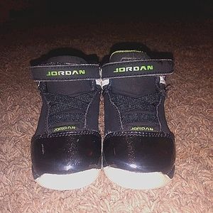 Baby shoes